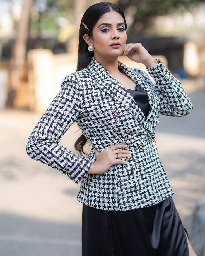 sreemukhi_ teluguvox  14